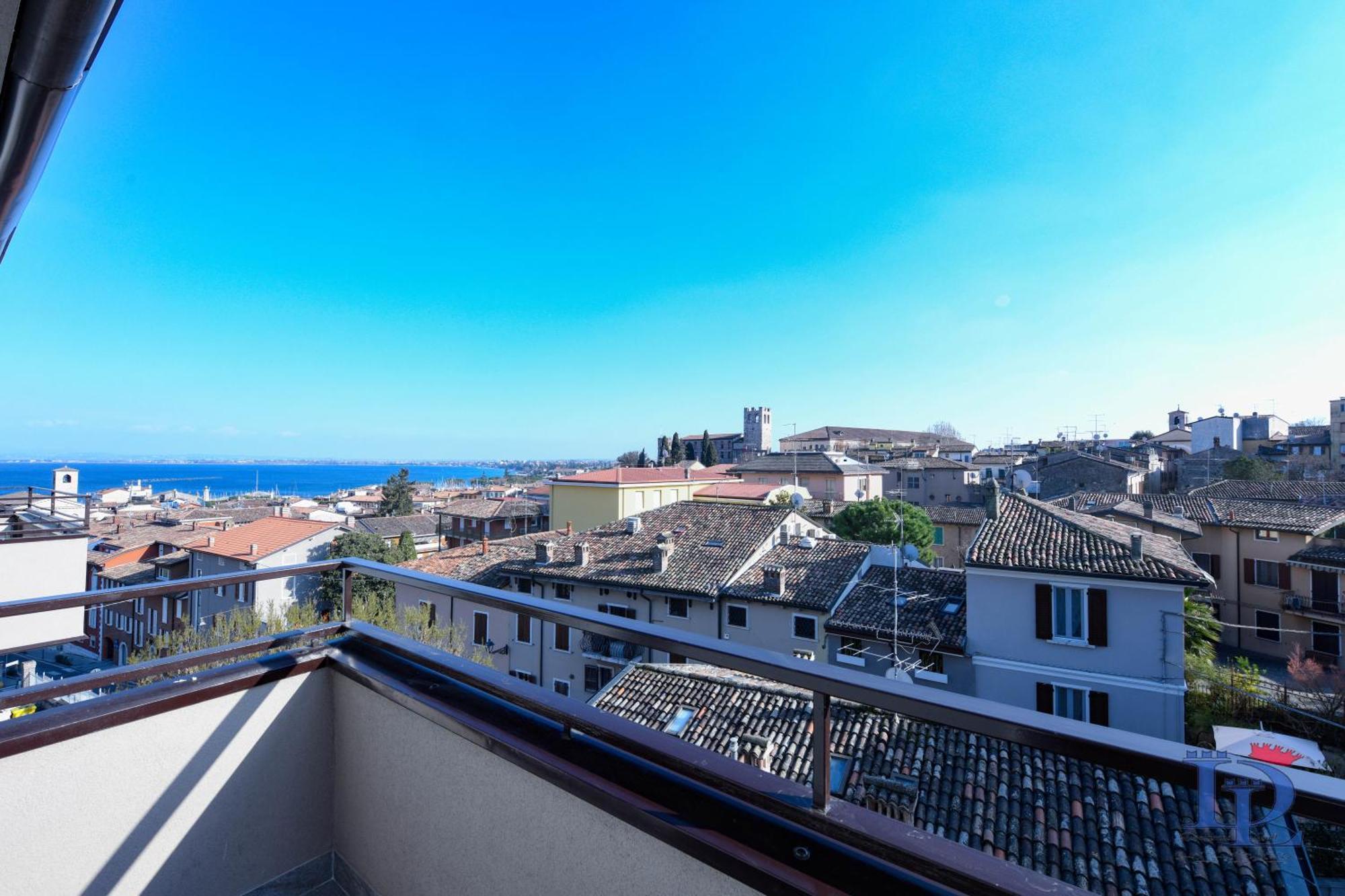 Desenzanoloft Official Partner Marriott Homes & Villas - Jack'S Penthouse Дезенцано-дель-Гарда Экстерьер фото